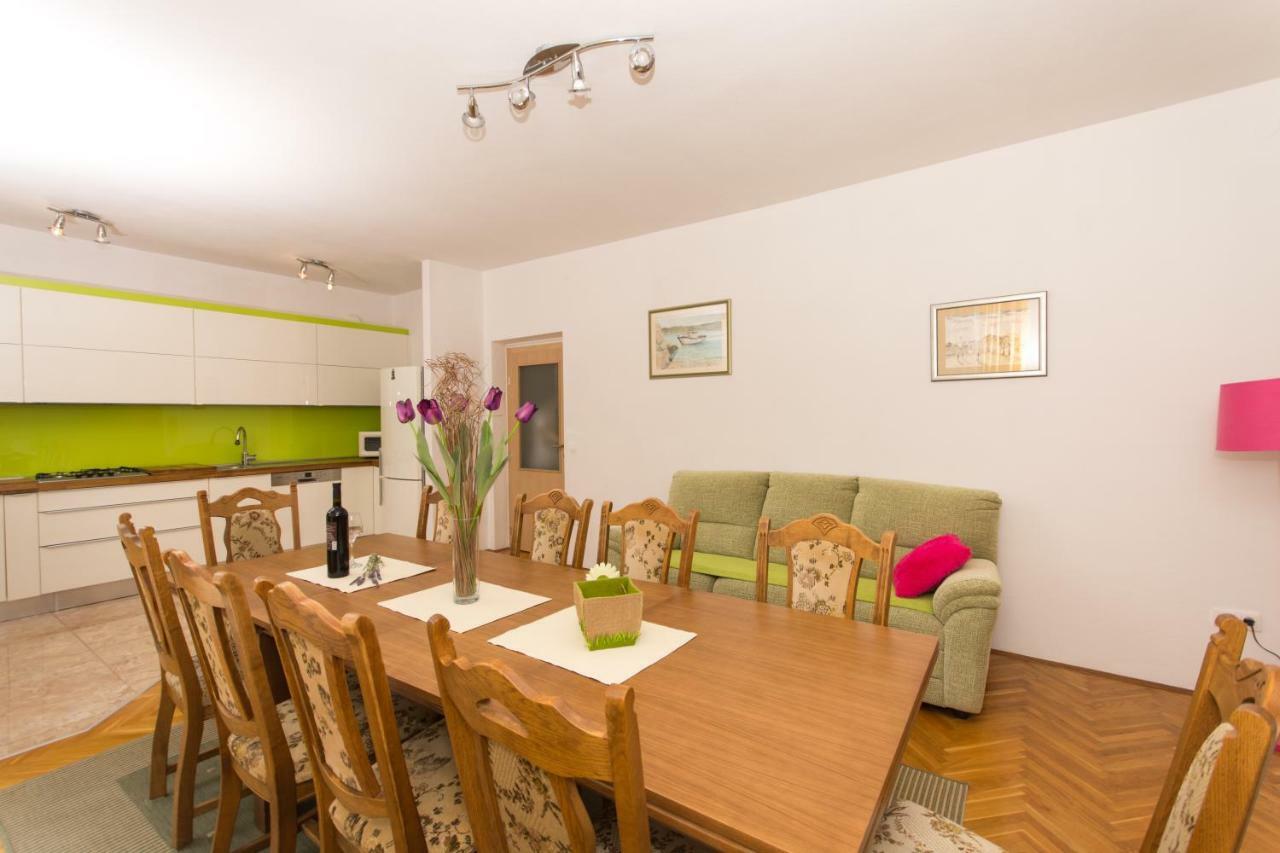 Apartman Domic Slatine Εξωτερικό φωτογραφία