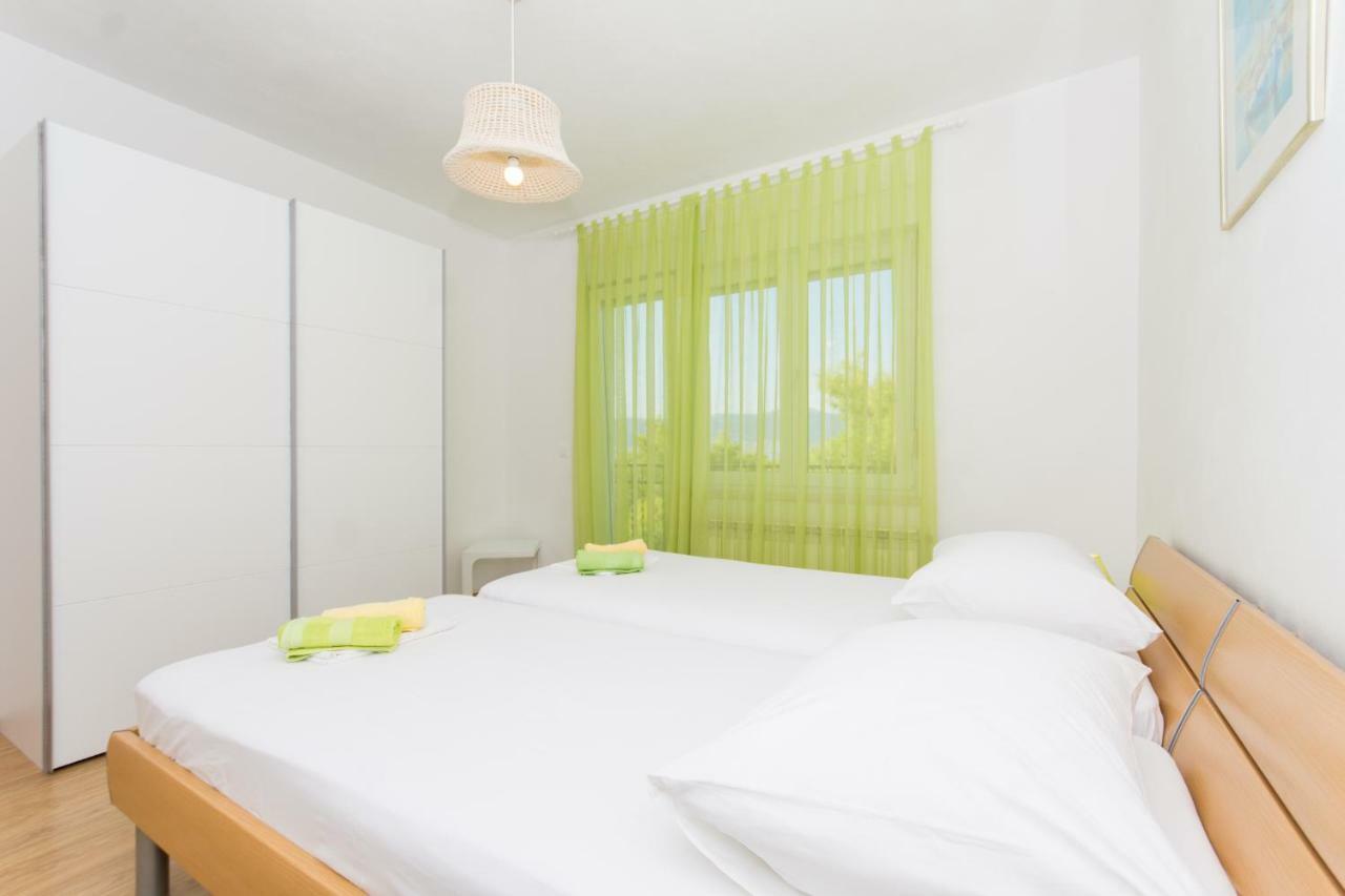 Apartman Domic Slatine Εξωτερικό φωτογραφία